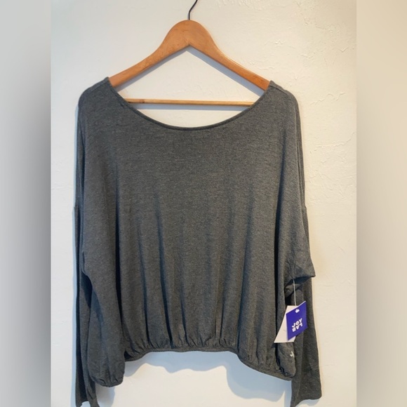 JoyLab Tops - Brand New With Tags JoyLab Gray Crossover Tie Back Top Size XXL
